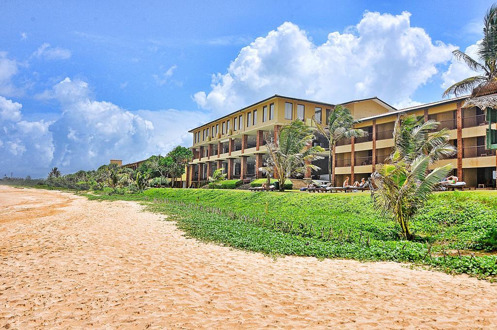 The Long Beach Resort & Spa Koggala Exteriör bild