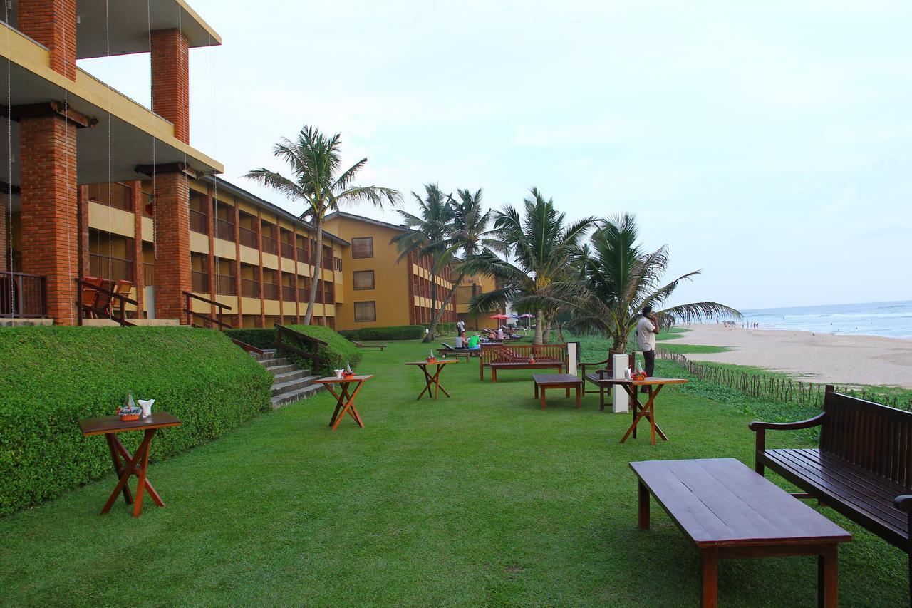 The Long Beach Resort & Spa Koggala Exteriör bild
